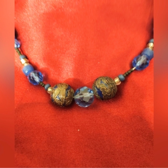 Unique Central Beads, Glass Beads Possibly Coral beads Necklace - Picture 6 of 8